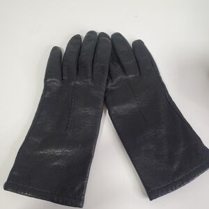 Elegant Black Leather Gloves Size M-S